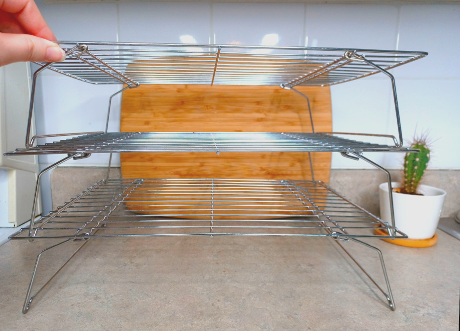 A stackable cooling rack set should be among your kitchen essentials!